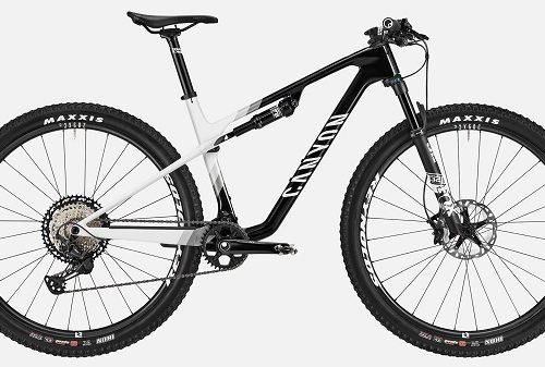 Canyon Lux World Cup CF 7 Mountain Bikes