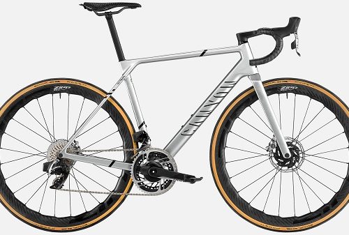 Canyon Ultimate CFR eTap Road Bikes