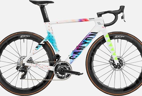 Canyon Aeroad CFR eTap Road Bikes